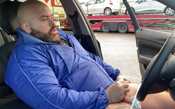Djemelloxxxx: Truckstop schwanzlutscher teil 1