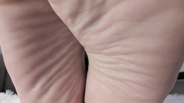 Feet lady: Rid
