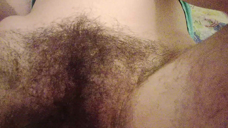 BW_Dolphin: 병으로 털이 무성한 보지 따먹기. 털이 무성한 후장과 겨드랑이