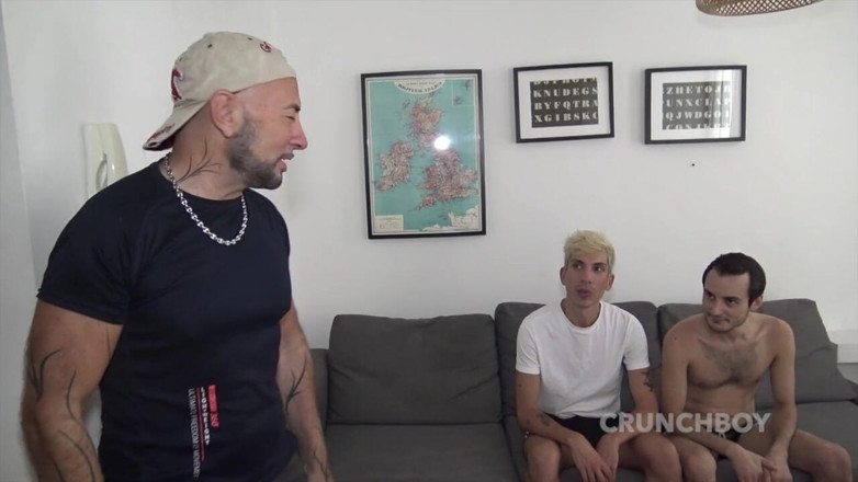 Hard fuckers fucking raw only: Твинка Brett Tyler трахнул грубо Улас Заварт