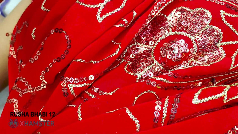 RUSHA BHABI: Fratele vitreg al indiencei Bhabhi sexy a aflat de flirt și...