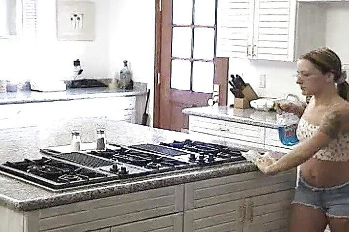 Radical: hot ashlil shaukiya patni ko land choosna pasand hai