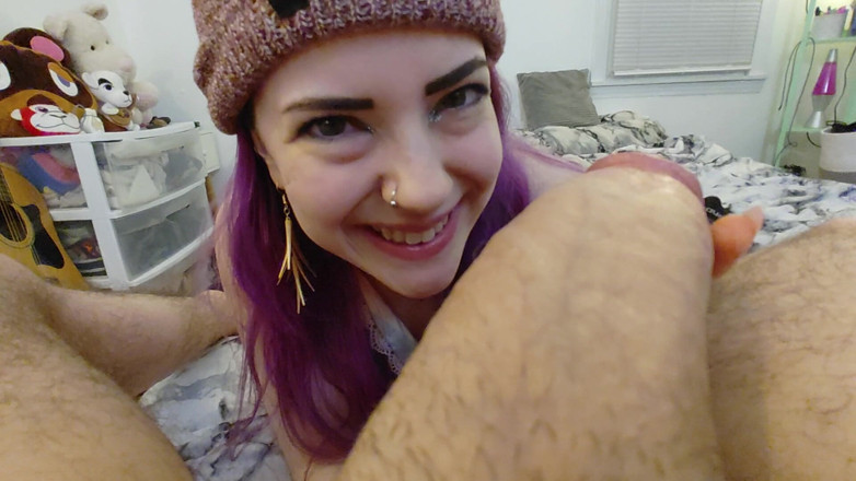 lilredvelvettt: Géante taquine