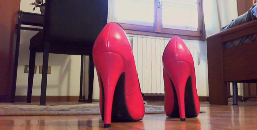 Nicoletta Embassi: Gorące buty wysokie obcasy foot fetysz grać są gotowe do...