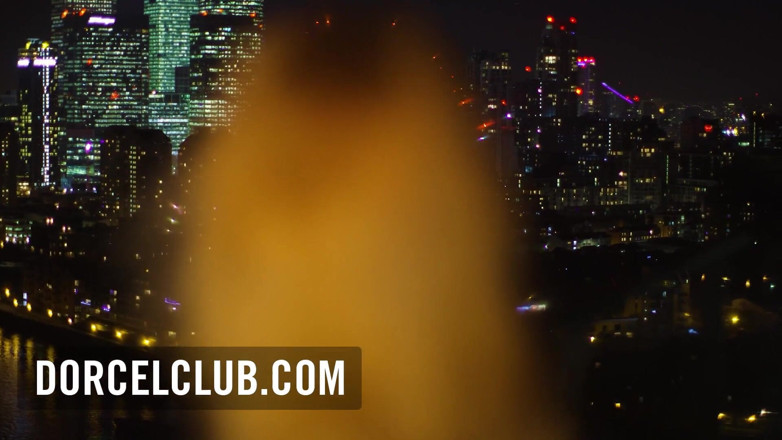 Dorcel Club: Ella Hughes, si rambut merah lapar untuk seks