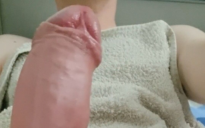 Number F 19: Acabando en mi cama en mi toalla