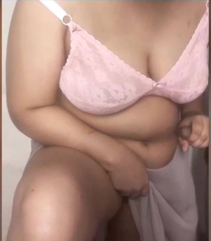 Jesmin18: バングラデシュのセクシーなバービーが彼氏とセックス