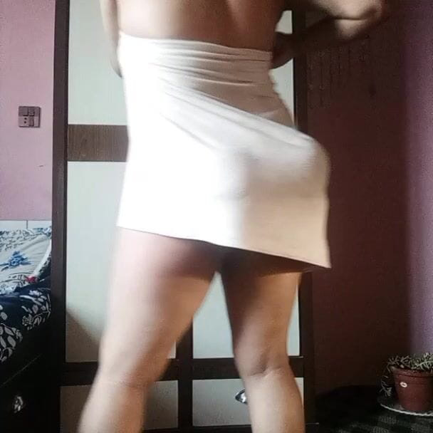 Sexy girl ass: Pertunjukan bugil gadis India