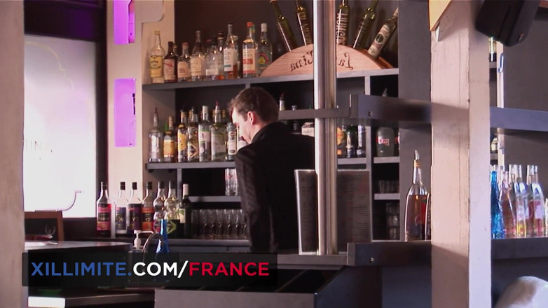 Made In France: Сексуальний бос спокушає свого працівника