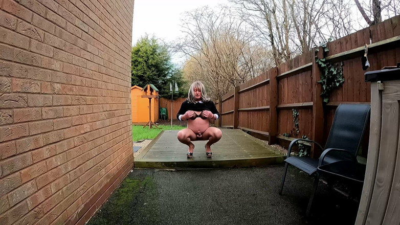 Kellycd2022: Il primo video non mascherato di travestito kellycd2022 nel mio...