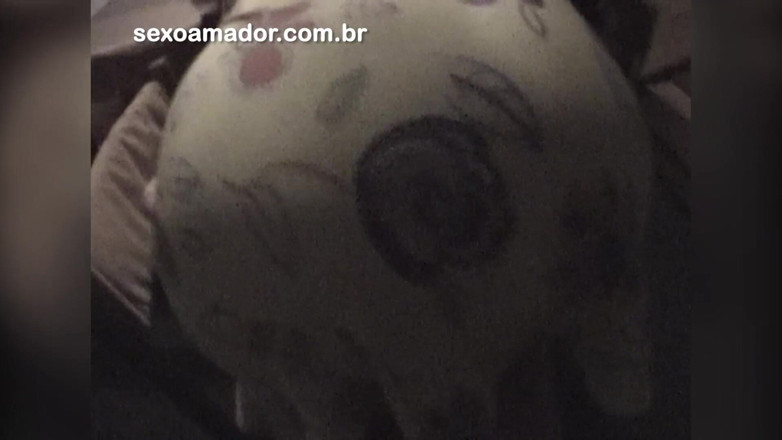 Amateurs videos: Shy brunette initially says no, but lets boyfriend film her...