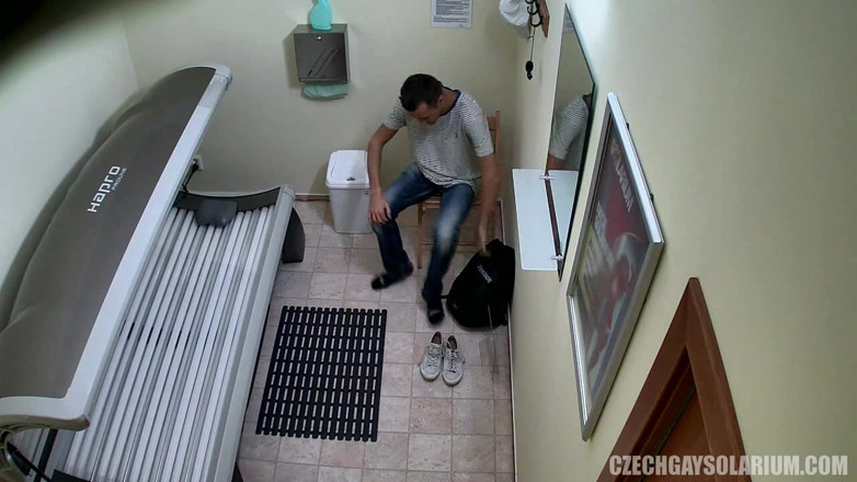 Czech Gay Solarium: Tcheca gay solarium 10 hung twink's hot finish pego na câmera