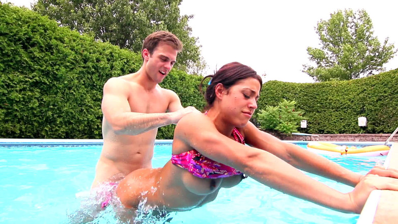 Pegasus amateurs only: Hot pool sex party
