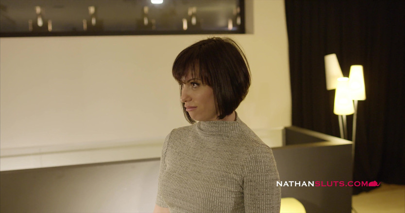 Nathansluts: Pelacur anal Rusia alysa dientot habis-habisan