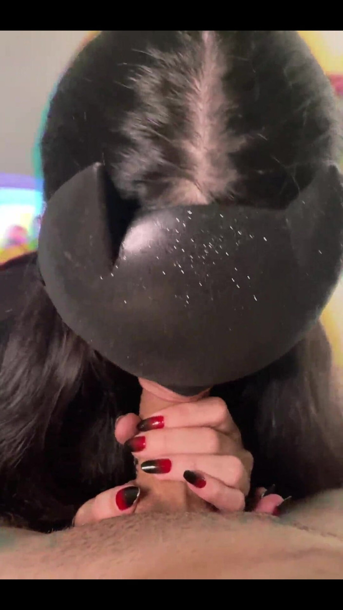 Debora Mendes: ファンク演奏と子猫がウェリントンプラドのデカチンにオーラルセックスをする