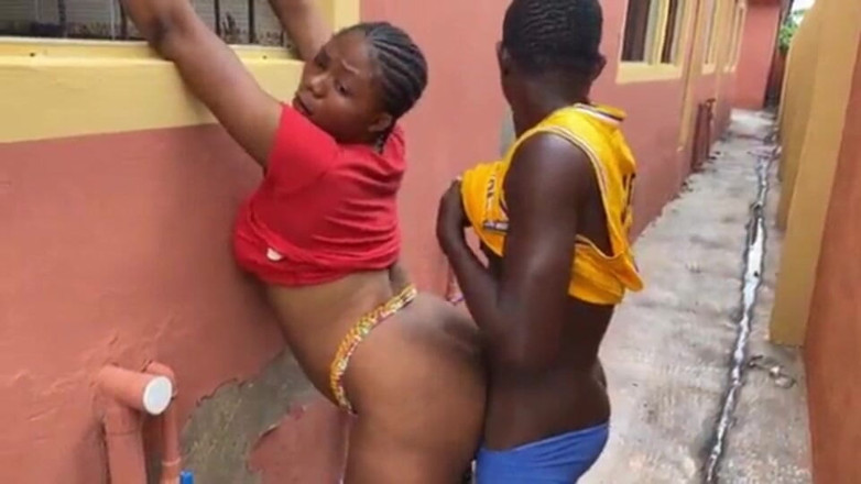 Magiksex1: Asli! Naija Porn di luar ruangan