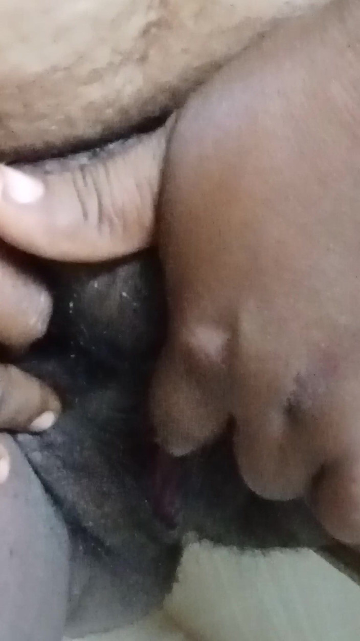 Bedroom: Escalier d'une indienne en vidéo