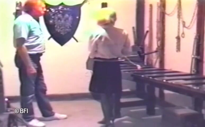 House of lords and mistresses in the spanking zone: 快楽と苦しみの塔