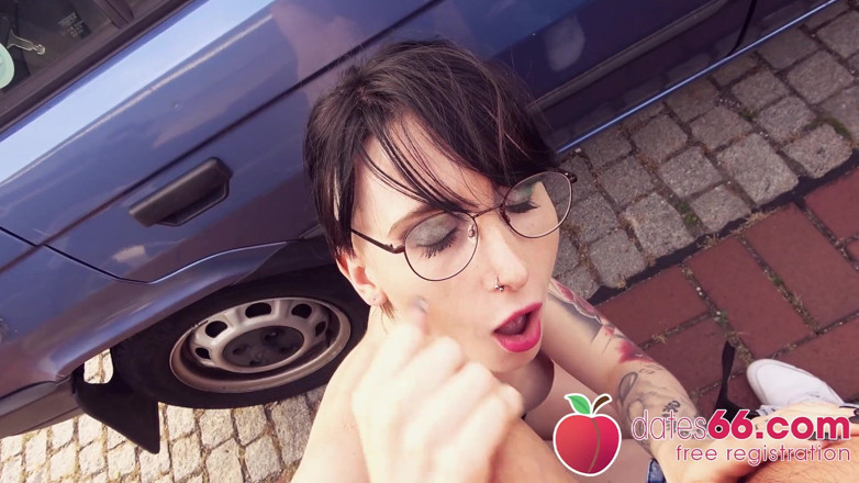 Dates66: 장난 꾸 러 기! 겸둥이 아줌마 Lou Nesbit 따먹기! (영어)