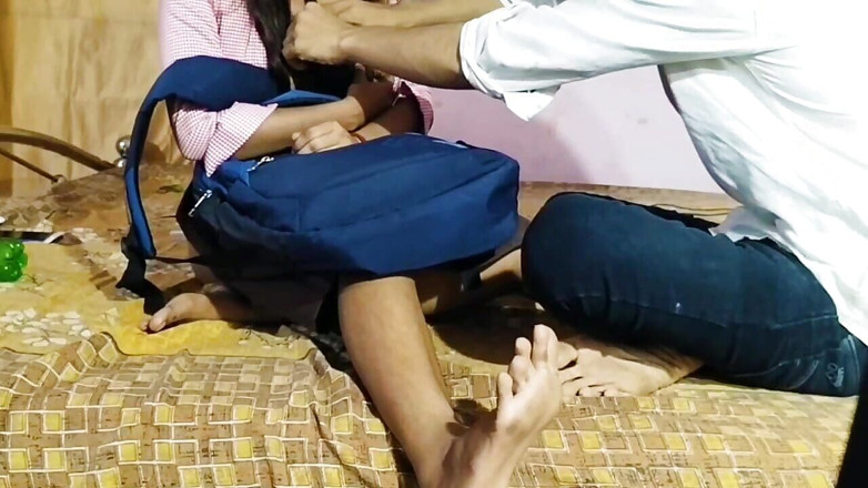 Fantacycutting: Video sexual cu fată studentă desi