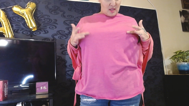 Abby Anna: 큰 자지 젖탱이 흔드는 플렉스 하드 젖꼭지 젖탱이