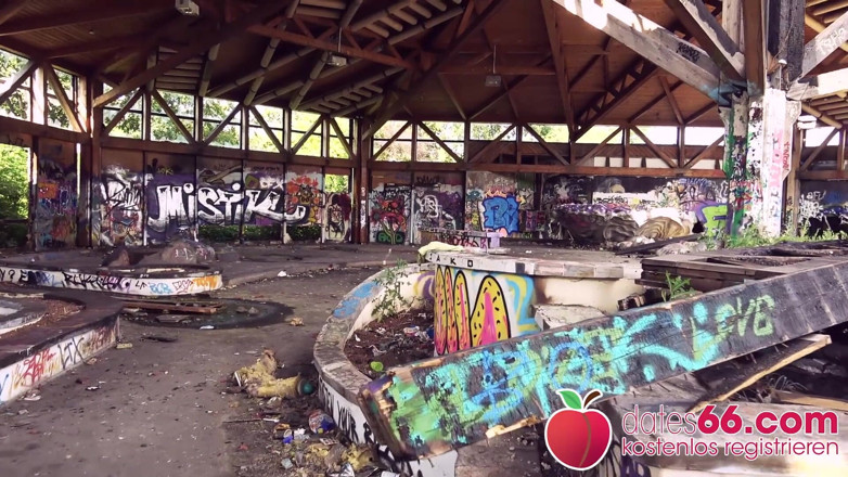 Dates66: Turistická děvka Melina May byla ošukána