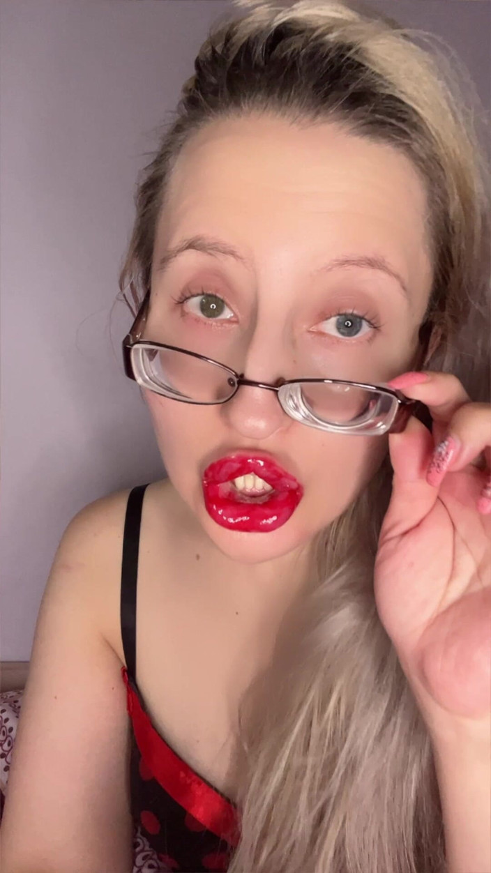 FinDom Goaldigger: 내 큰 안경을 어떻게 보여주고 싶으신가요?
