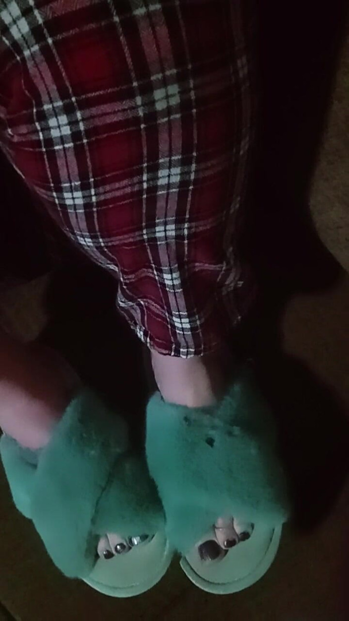 Longtoes45: Stepmommy Can't Punish Her Baby Boy Like He Needs