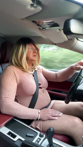 Kellycd2022: Nghiệp dư crossdresser kellycd2022 máy bay bà già gợi cảm...