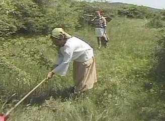 Gilfy Pleasure: Tomarse un descanso de trabajar duro en el campo