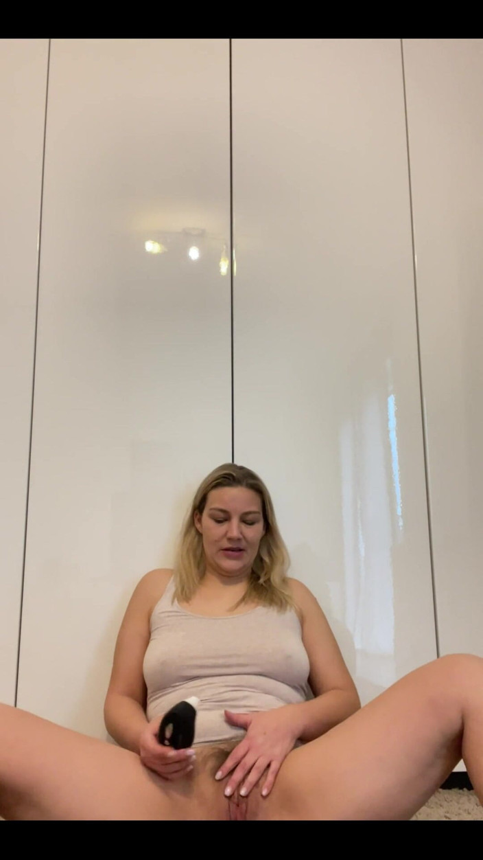 Daddys Luder: Viens te branler avec moi ! Viens te branler avec moi !