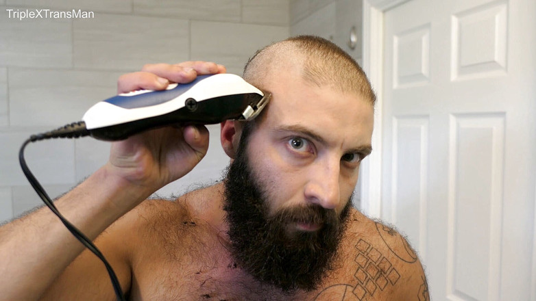 TripleXTransMan: Šukání mých vlasů