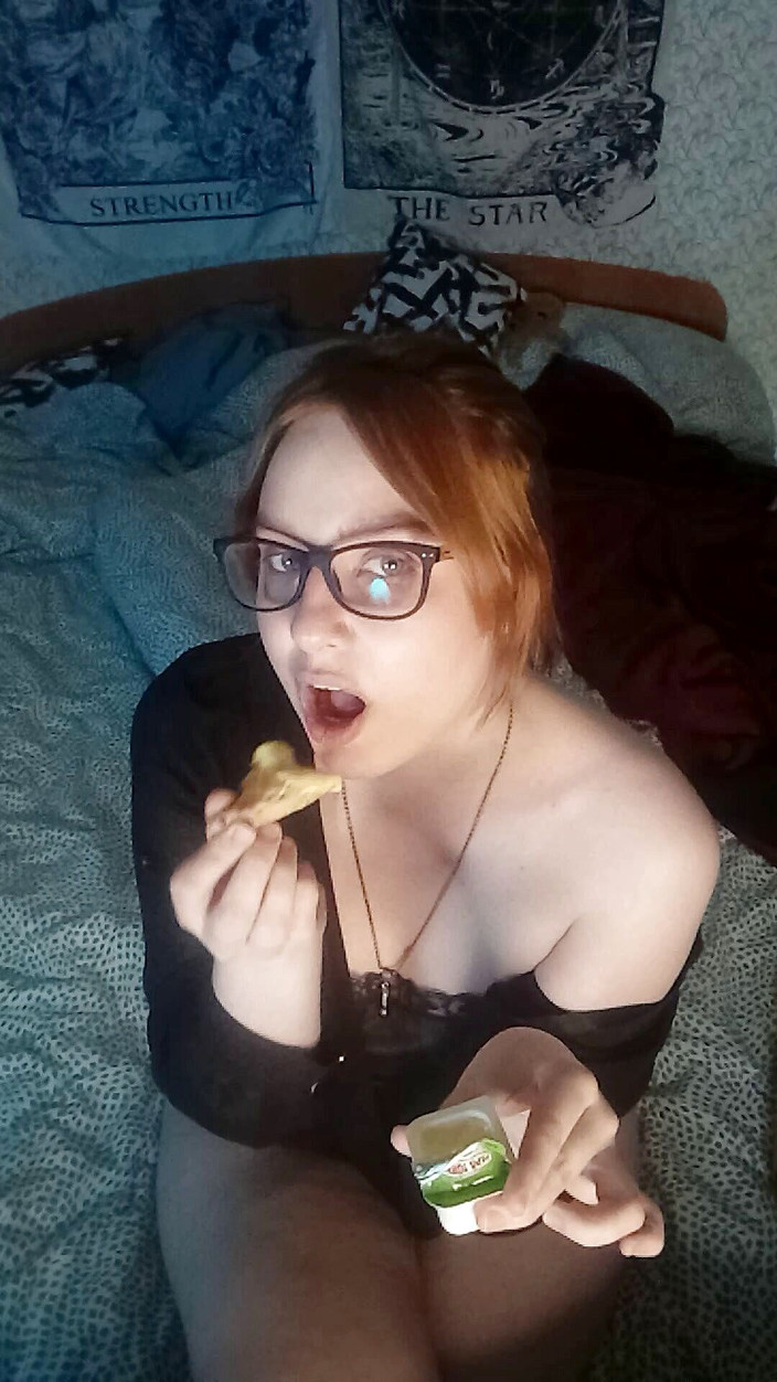 Denise Levi: Être sexy et manger de la pizza