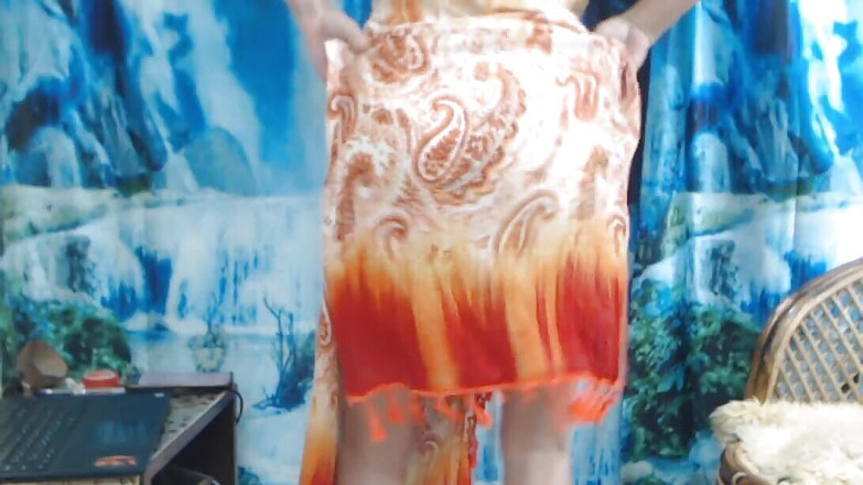 Bolly Karma: Flash moją ciasną dupę - 2038