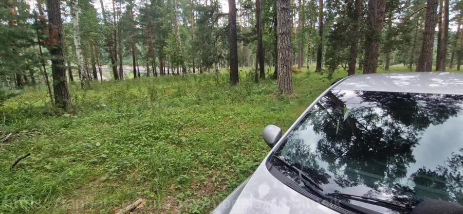 ArchiRusik: Șoc extrem, un futai pe capota unei mașini lângă camionași...