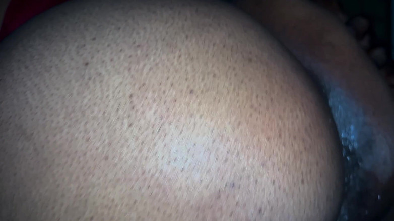 Big666dick: Stiefzus die poesje laat klinken terwijl ze op die lul...