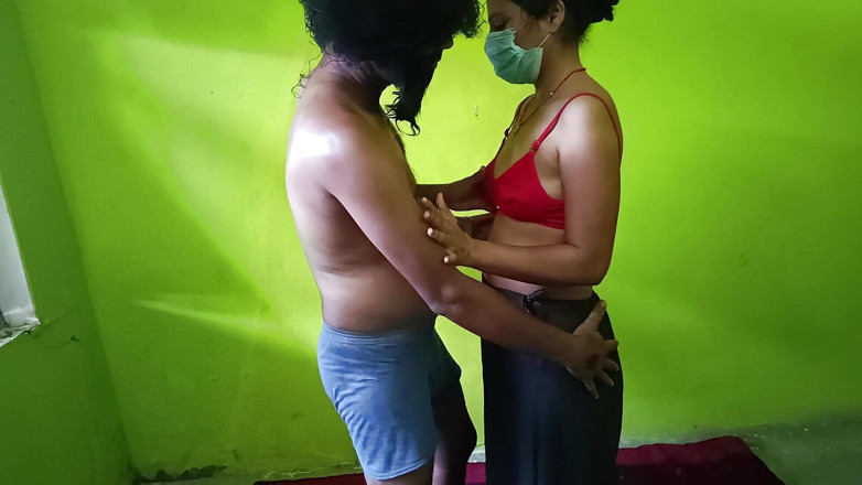 Asha Devi: Kakak ipar kari dengan ganas