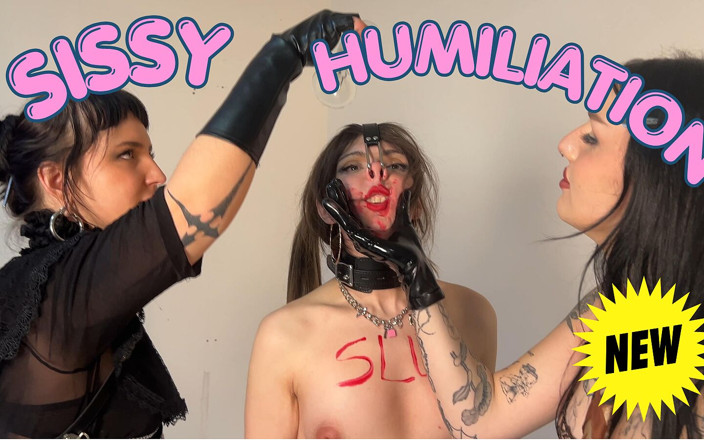 Sissy Joyce: बहिन Joyce 2 मालकिनों द्वारा अपमानित