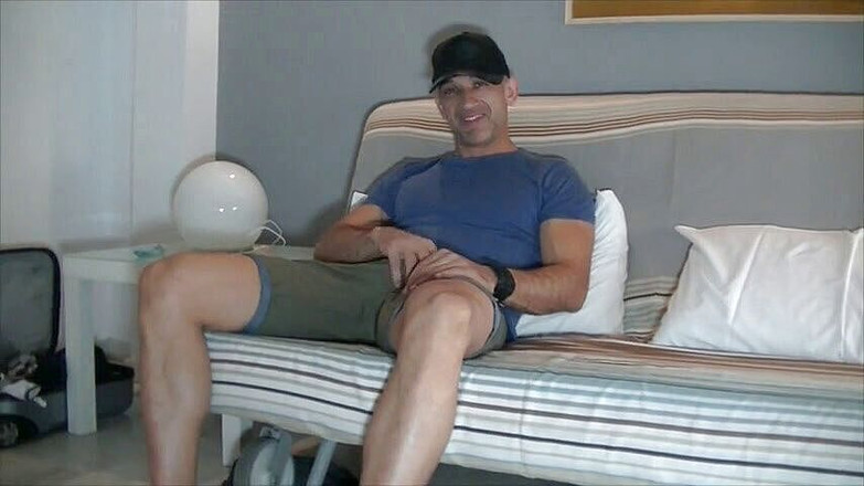 Gaybareback: Anonim heteroseksüel adamın büyük yarağı