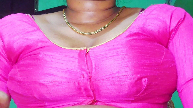 Desi Mohini: Không phải con trai và không phải mẹ kế Ấn Độ khiêu...