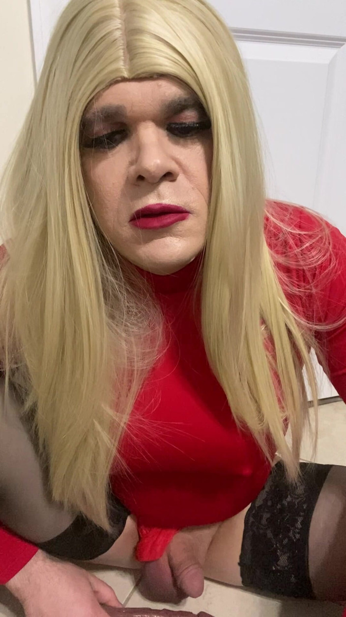 MadisonCD2025: Crossdresser miang yang didorong bercakap kotor dan kemudian mempunyai teman...