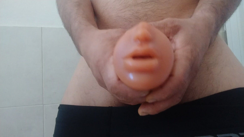 Silkybear143: Semua lubang cewek sange ini lagi asik muasin memeknya pakai...