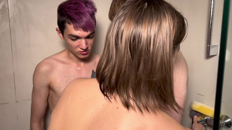 Alex Davey: Mattyaiden aur Alexdavey ke saath shovar men thresham