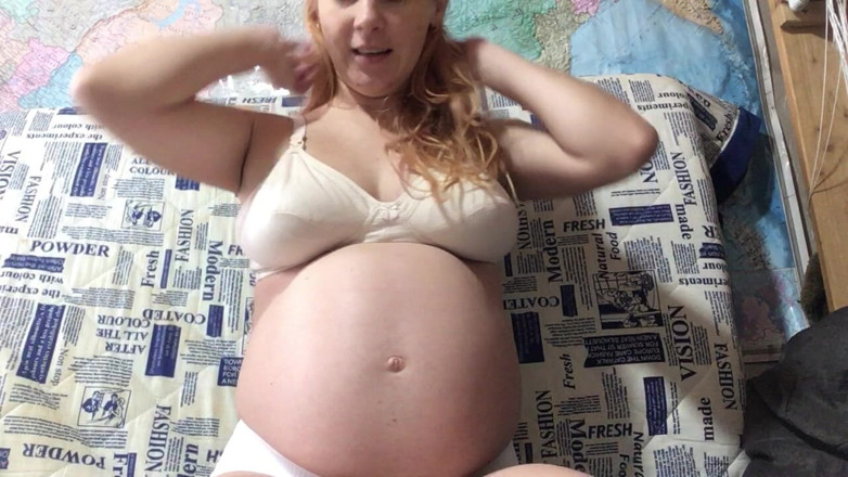 Risky Hairy Couple: Ma femme enceinte se fait bander ses vêtements