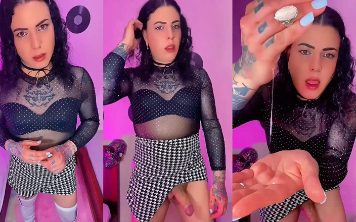 EmmaInkTrans: Trans-mädchen emma ink masturbiert vor dem date