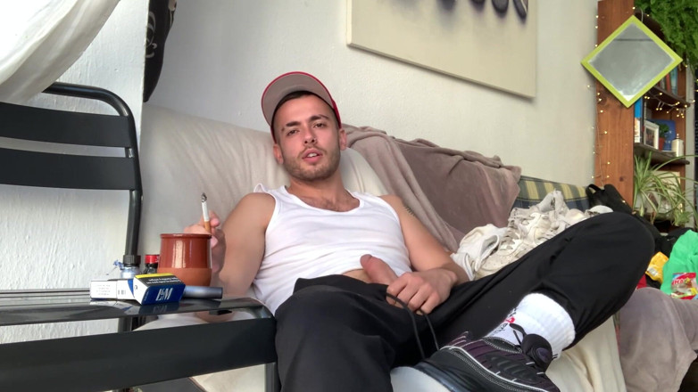 Ridley Dovarez | Gaysight: Willkommen, David Luca! Mach es sich bequem und wichs auf...