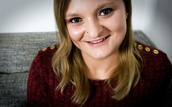 Cheating Cumsluts: Cowgirl trut!! Vreemden thuis zijn het beste!