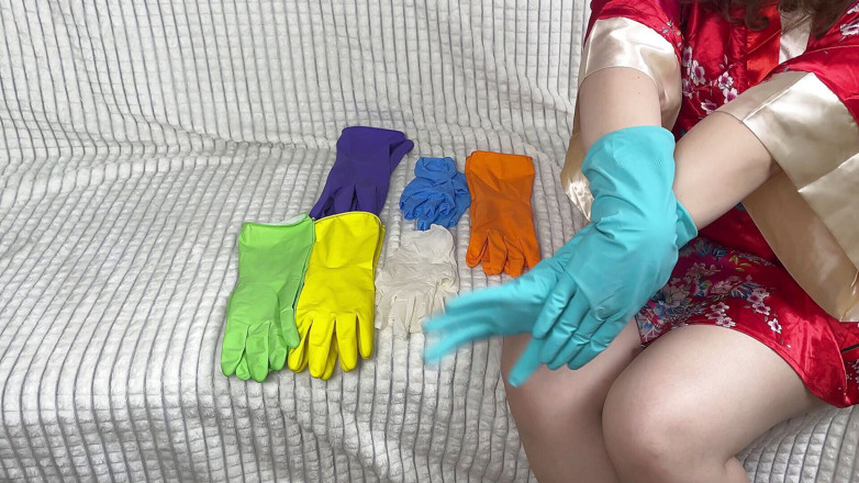 Cherryonthecake231: Experimentando luvas de látex - cores diferentes