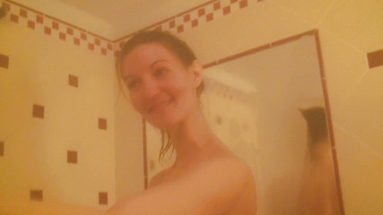 All Those Girlfriends: Vanessa Y. si hraje se svými prsy a kundou ve...
