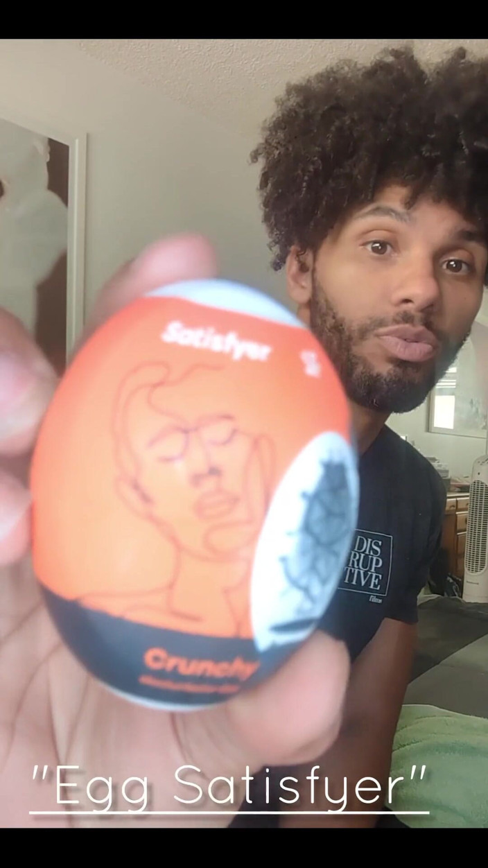 Genius Strokes Productions: Egg Satisfier Masturbator